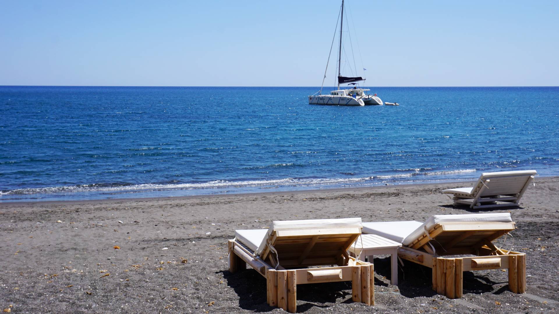 Perissa vakantie op Santorini